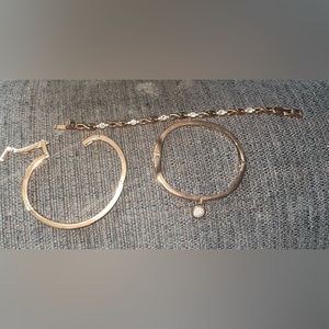 Gold Jewelry Bracelets: Set of 3